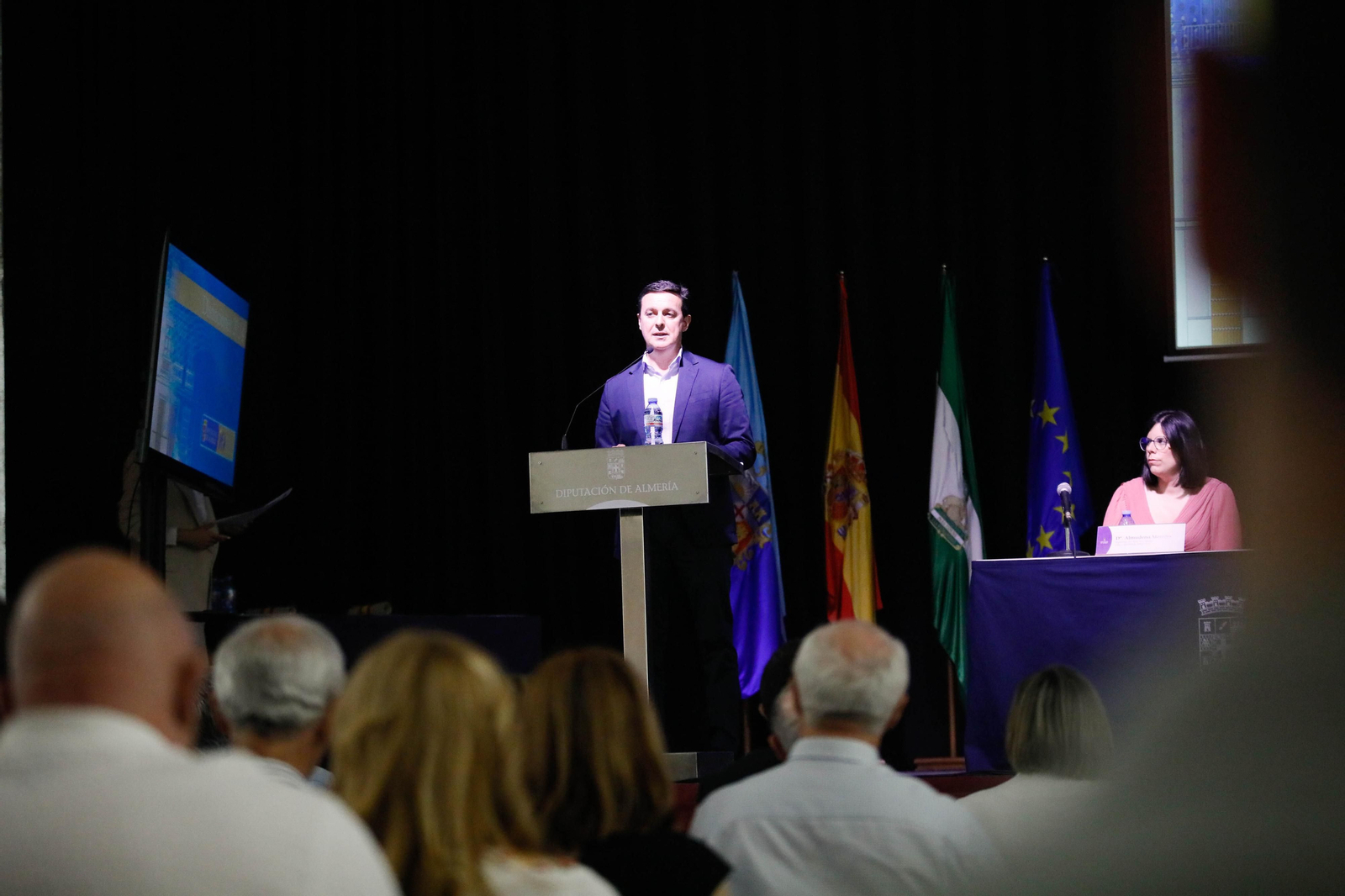 Imágenes de la entrega de los Escudos de Oro del IEA y la celebración de su Plenario