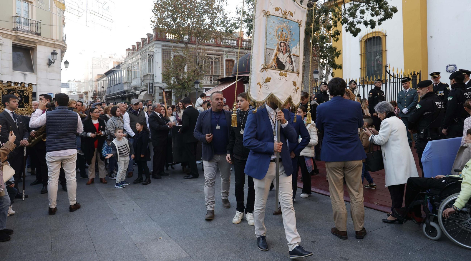 Las fotografías de la procesión de la Inmaculada Concepción en La Línea Las fotografías de la procesión de la Inmaculada Concepción en La Línea