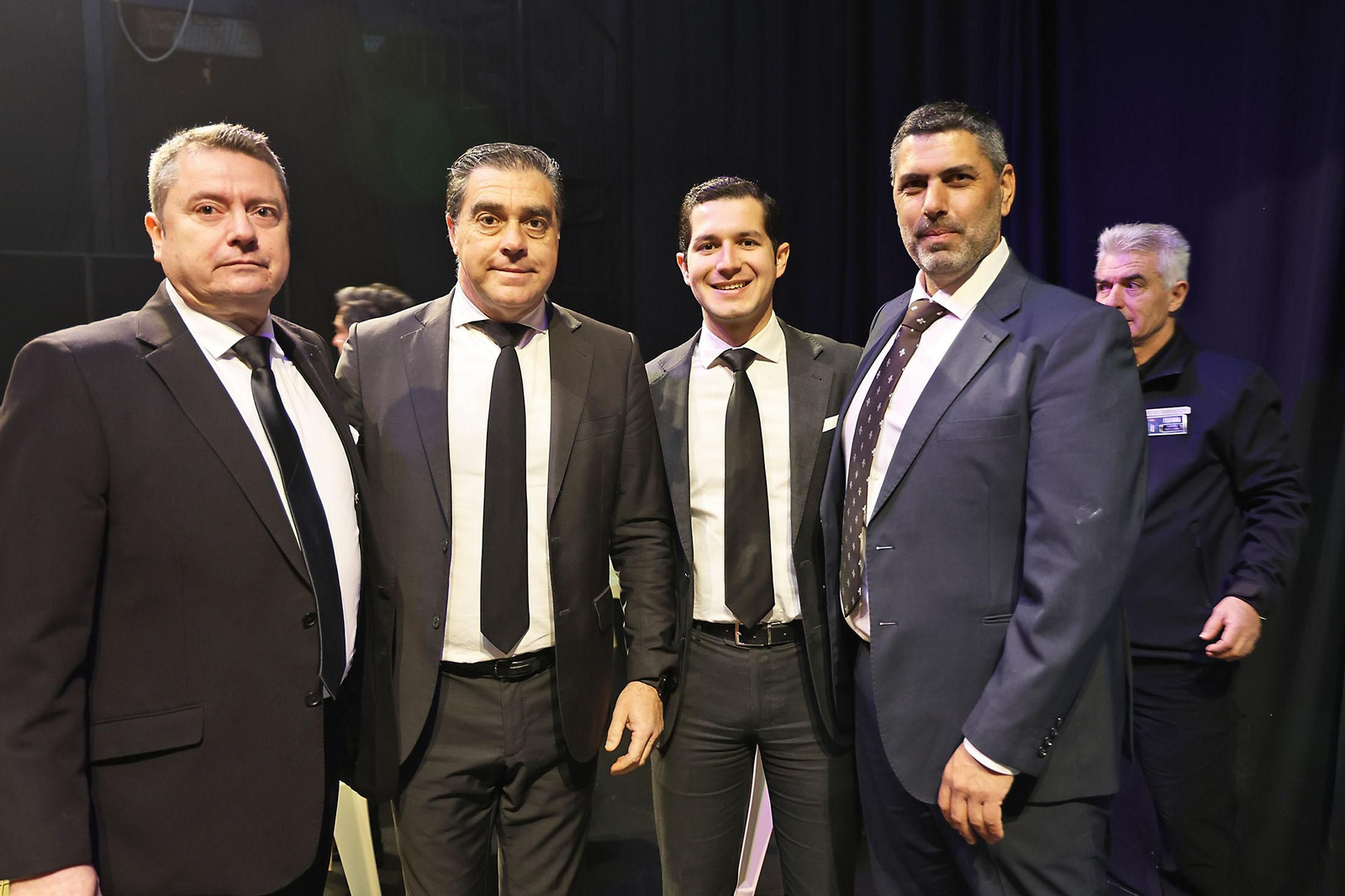 Las mejores imágenes del traslado del Cristo de la Pasión al Centro Penitenciario de Huelva