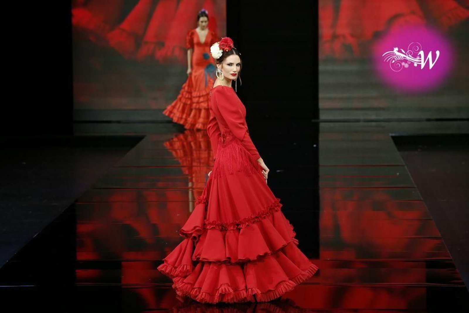 'La fuerza de color' de Loli Vera en SIMOF 2020, todas las fotos del desfile