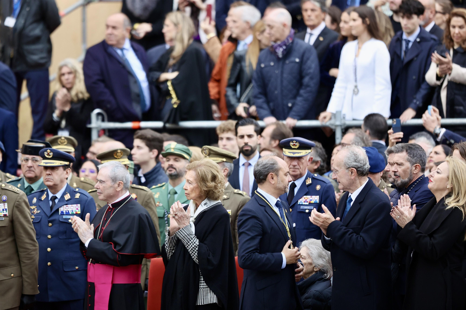 Las fotos de la Legión en el traslado del Cristo de Mena en Málaga este Jueves Santo Las fotos de la Legión en el traslado del Cristo de Mena en Málaga este Jueves Santo
