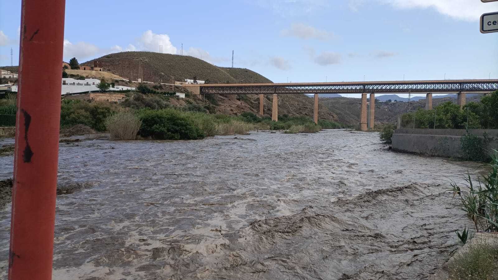 El río Andarax esta semana a su paso por Santa Fe de Mondújar.