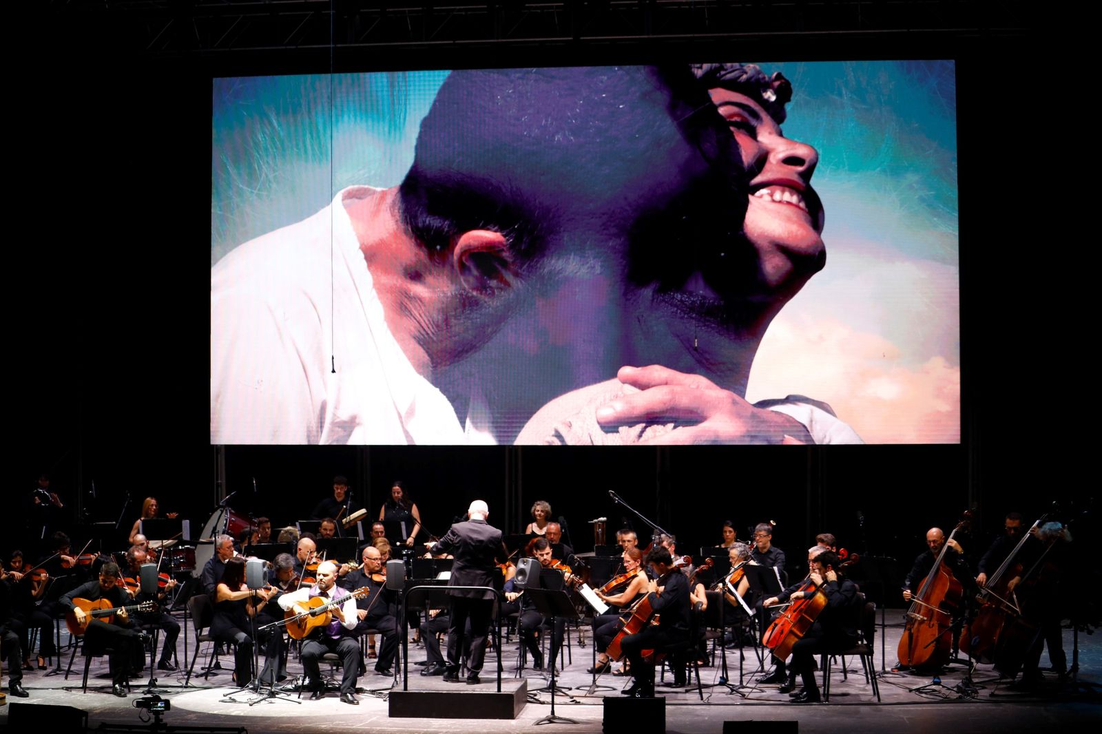 El Festival de la Guitarra de Córdoba abre con un homenaje a Manolo Sanlúcar, en imágenes