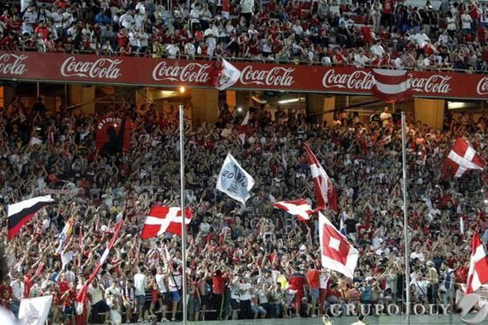 Las imágenes de la fiesta de la tercera UEFA del Sevilla