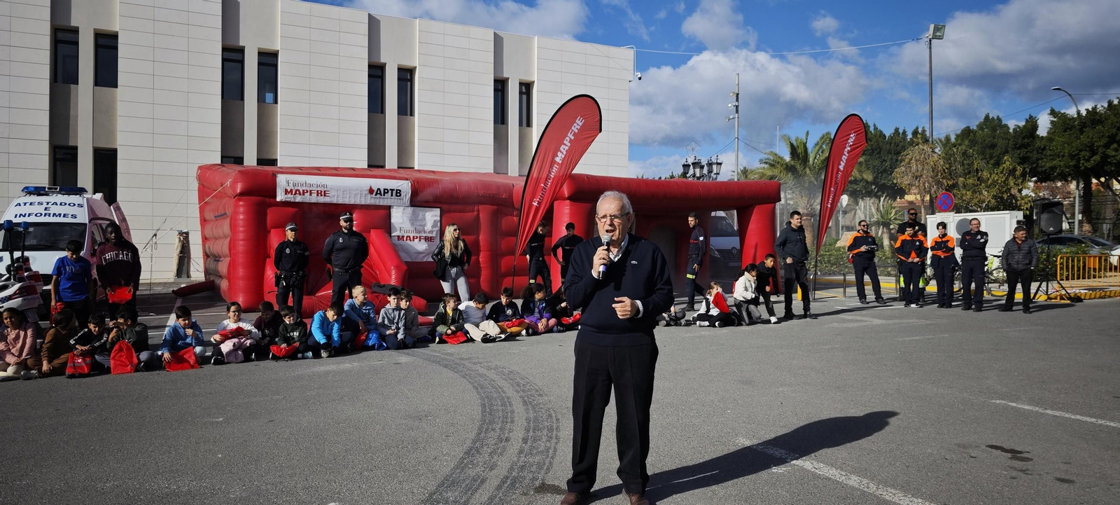 Vícar se convierte en un 'parque temático' de la seguridad para fomentar la prevención