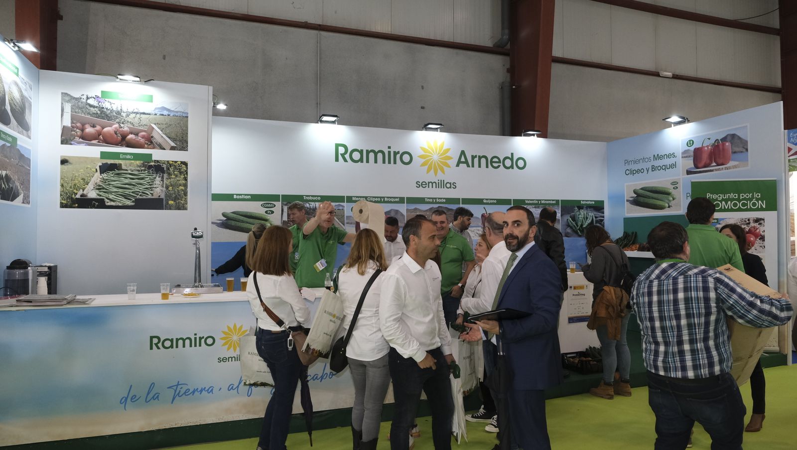 Imágenes del primer día de Expolevante Níjar.