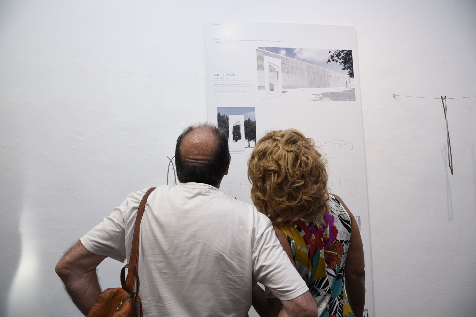 Fotos de la inauguración de exposición en la galería Manolo Alés en La Línea