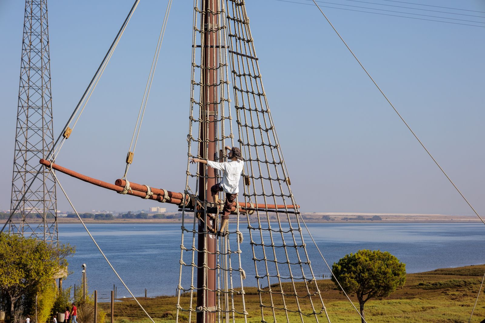 Las imágenes del Muelle de las Carabelas este 12 de octubre