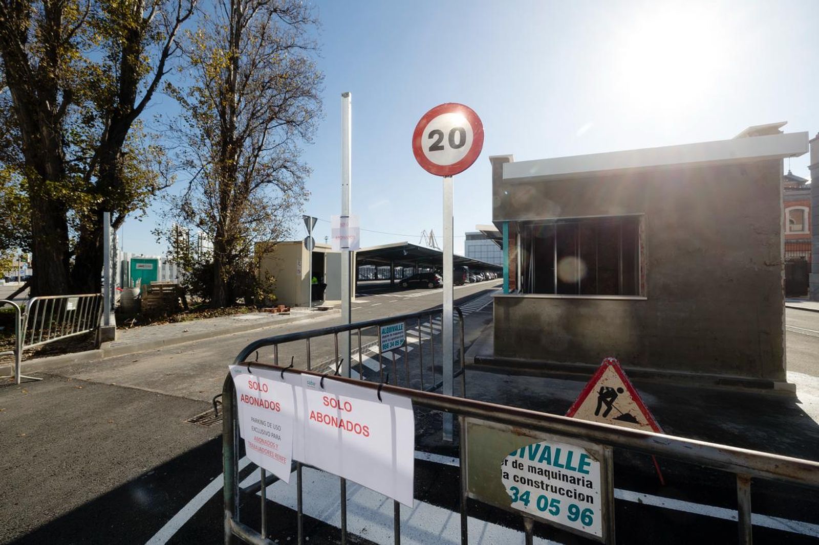 Las imágenes del nuevo aparcamiento de Adif en la estación de tren de Cádiz