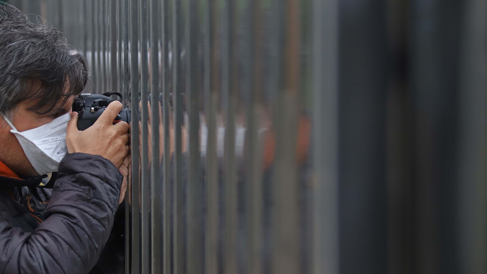 Fotos del traslado a La Línea de los 27 ancianos de residencia de Alcalá del Valle