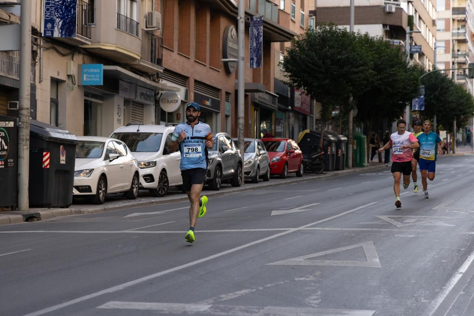 En imágenes: multitudinaria e histórica XXIX Media Maratón 'Ciudad de Jaén' y 10k en memoria de Paco Manzaneda (2)