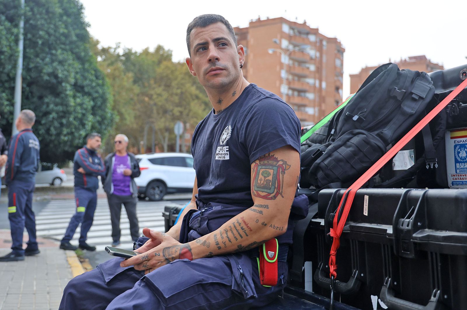 Imágenes de la partida de los bomberos de BUSF Huelva hacia Valencia