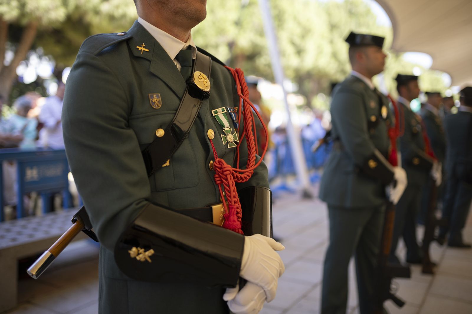 Imágenes de los actos de celebración de la festividad de la patrona de la Guardia Civil, la Virgen del Pilar.