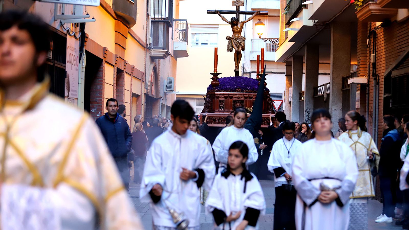 La hermandad de la Misericordia después de salir de su templo