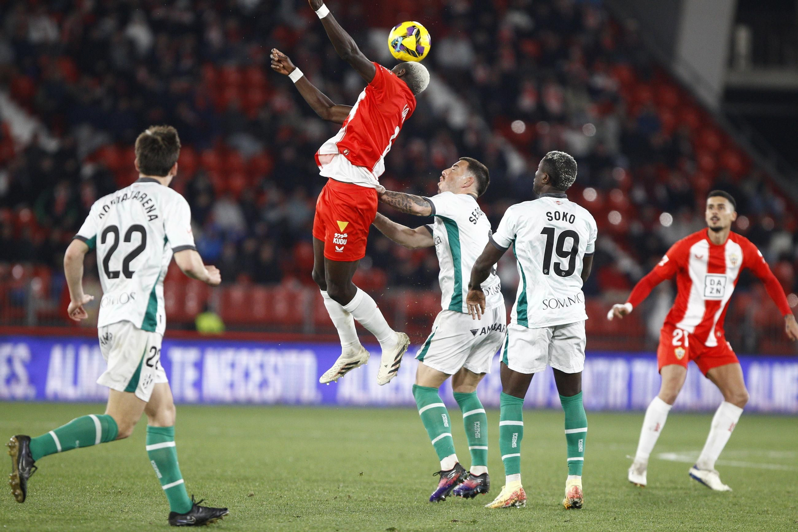 Las imágenes del partido U.D. Almería-S.D. Huesca