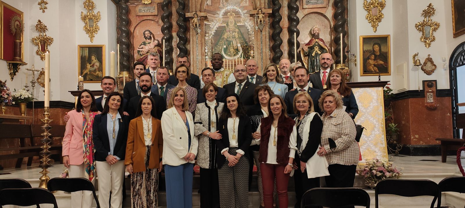 Toma de posesión del nuevo equipo.