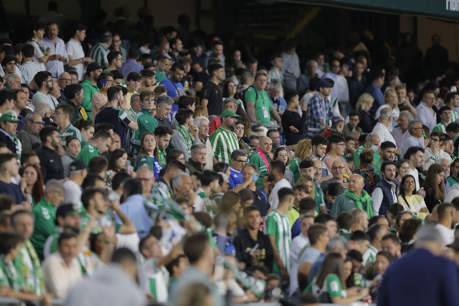 Búscate en las fotos de Betis-Getafe