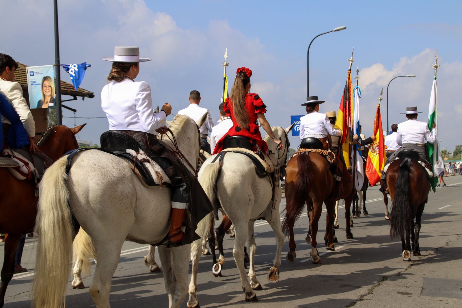 El Rocío 2023: Imágenes de los peregrinos de la Hermandad de Emigrantes