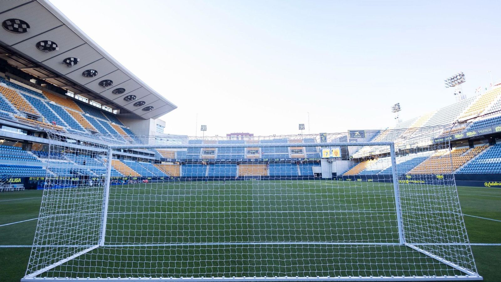El estadio Nuevo Mirandilla de Cádiz. El estadio Nuevo Mirandilla de Cádiz.