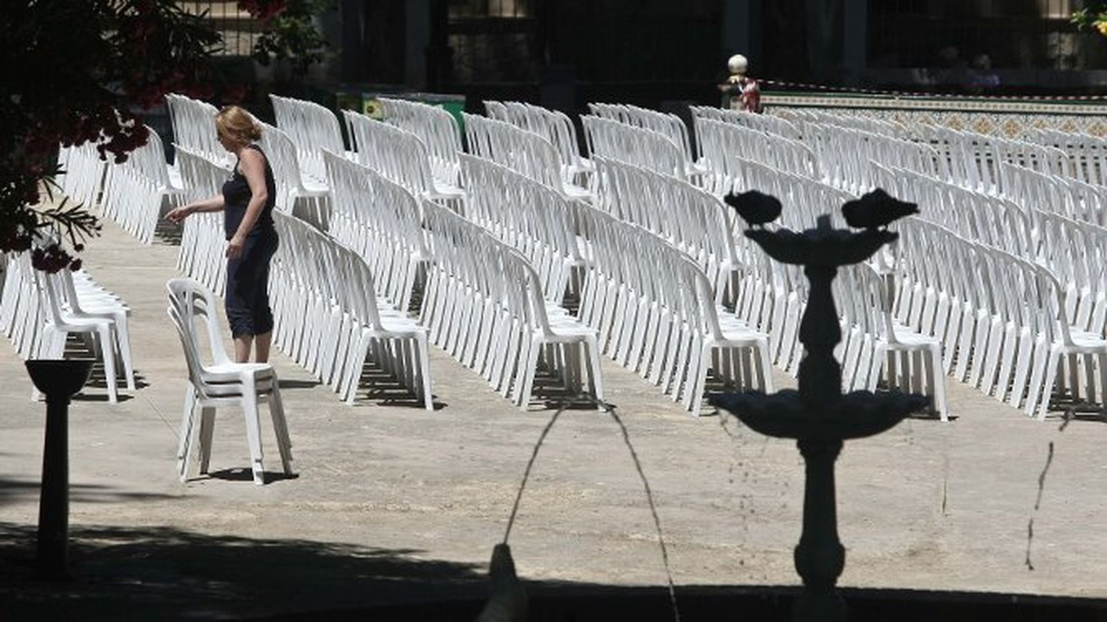 Los últimos preparativos en el parque María Cristina, ayer.