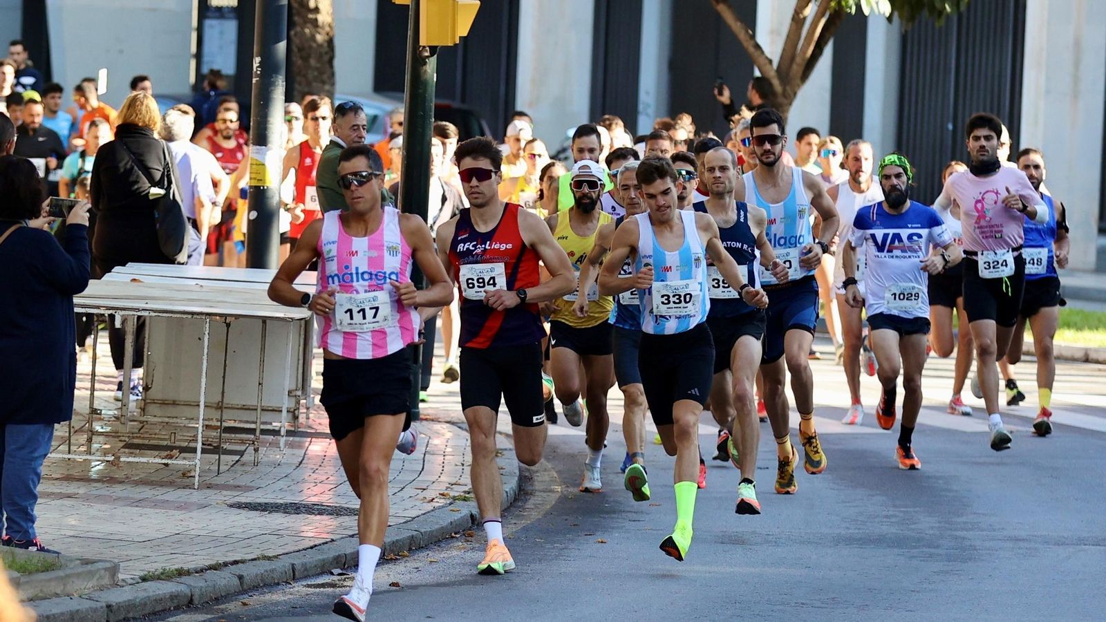 Búscate en las fotos de la Carrera de la Prensa en Málaga