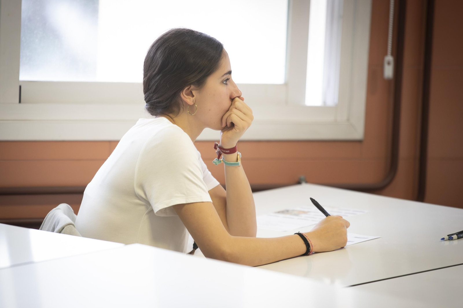 El primer día de Selectividad en Granada, en imágenes