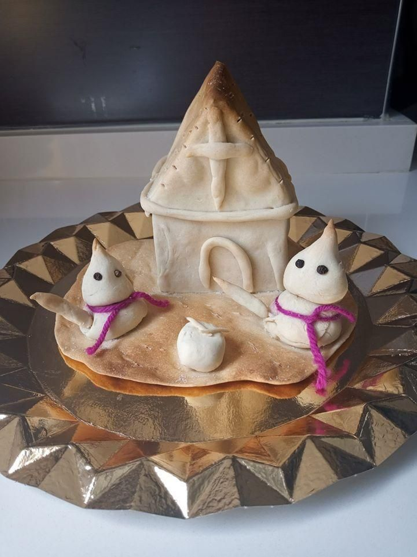 Los hornazos del concurso de Almedinilla, en fotografías