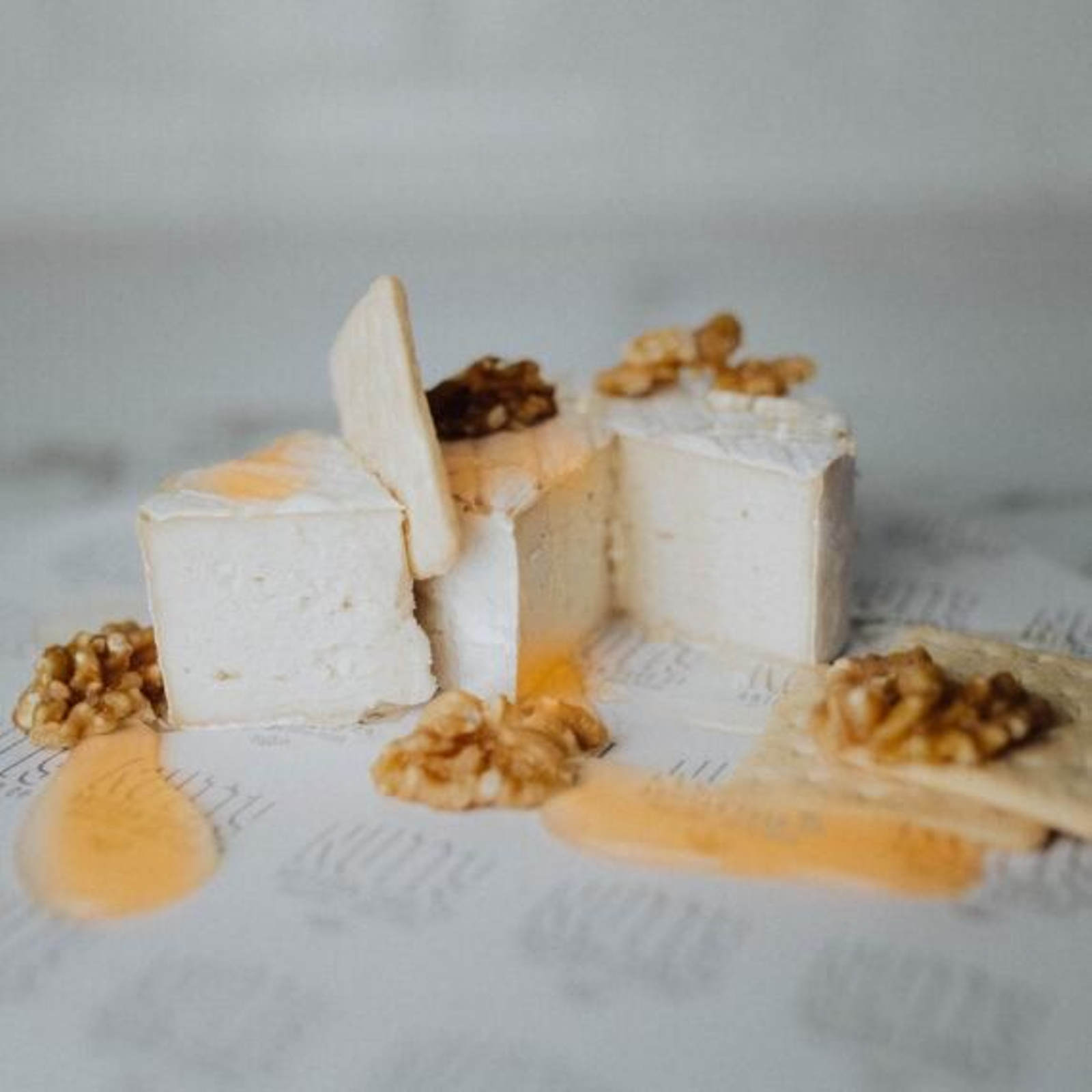 Simply White Al Tartufo Bianco, el queso ganador de la empresa linense Nutty Artisan Foods