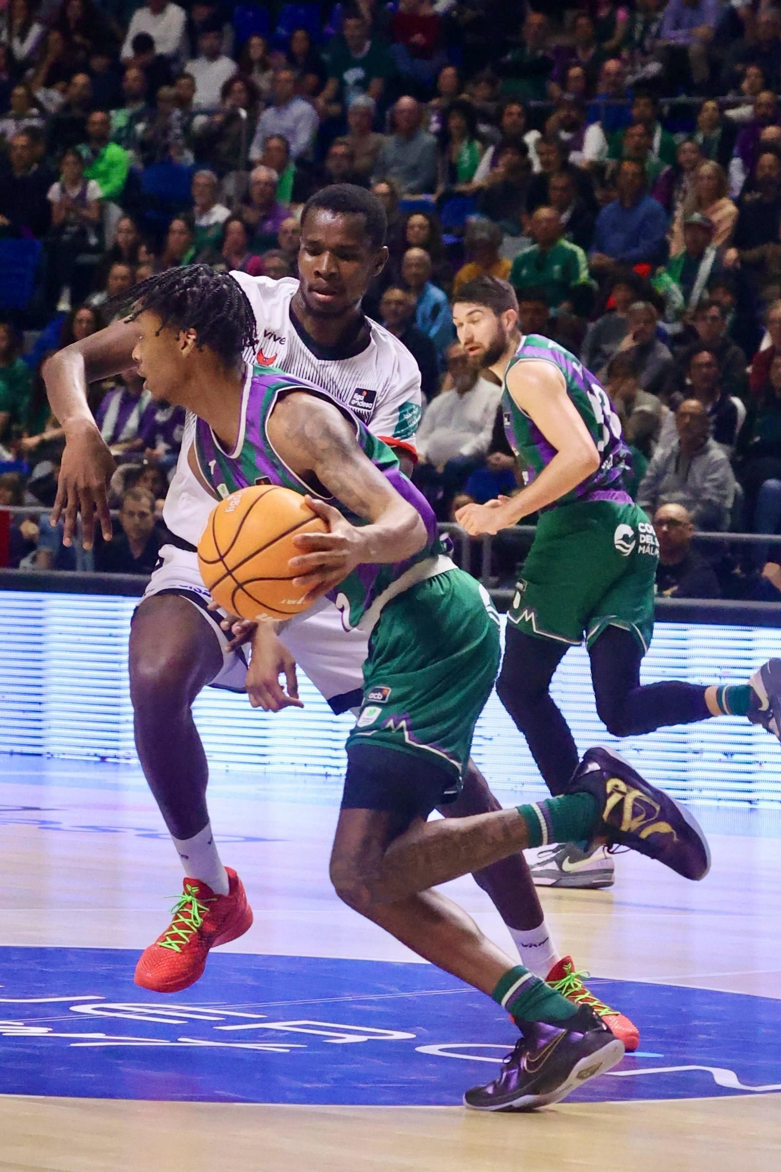 El Unicaja-Covirán Granada, en fotos