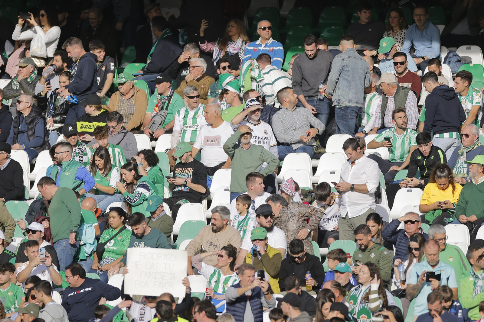 Búscate en las fotos del Betis-Real Madrid