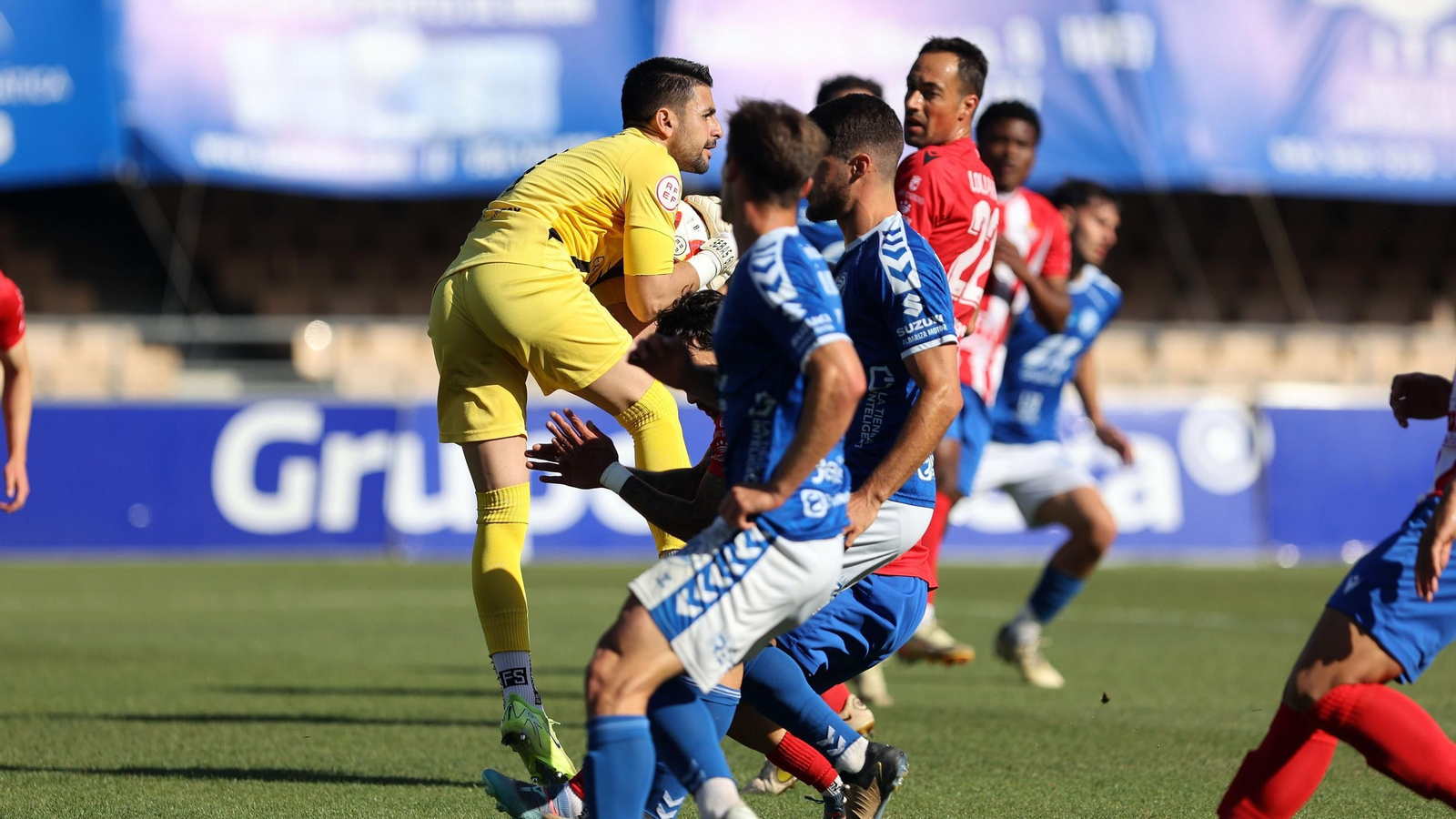 Imágenes del Xerez DFC contra el Don Benito en Chapín