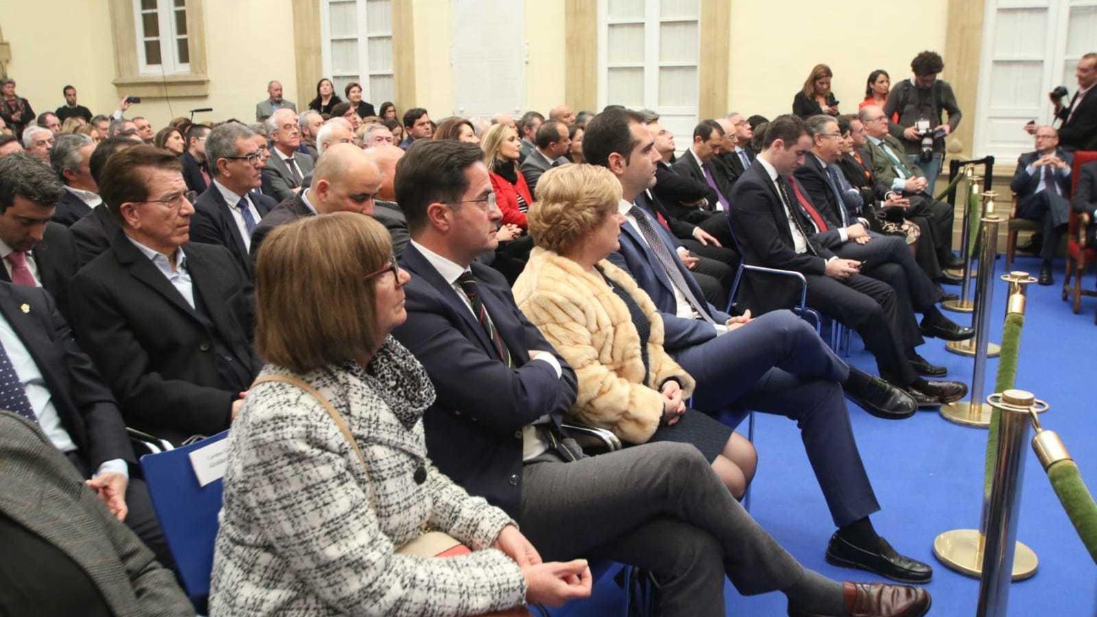 Autoridades de toda la provincia se desplazaron para acompañar al nuevo presidente