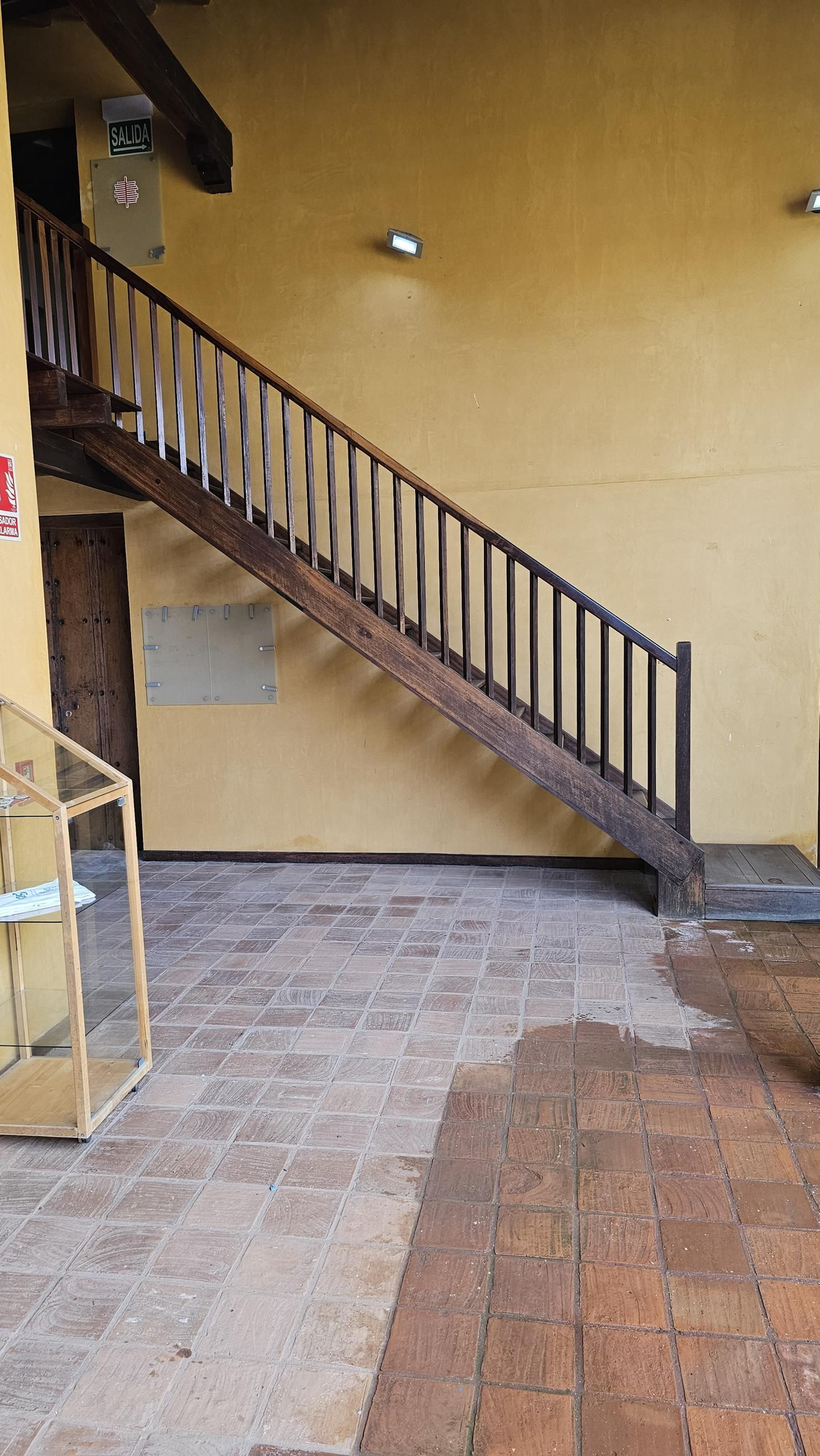 Porche interior del espacio museístico.