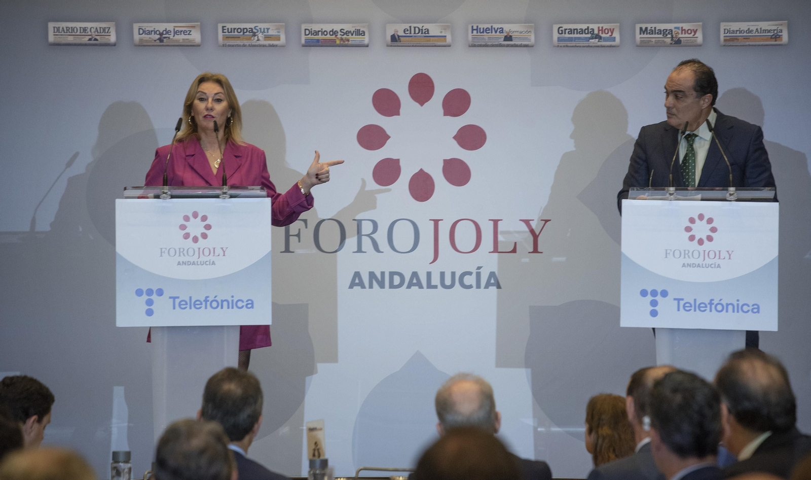 FORO JOLY.  Dña.Carolina España