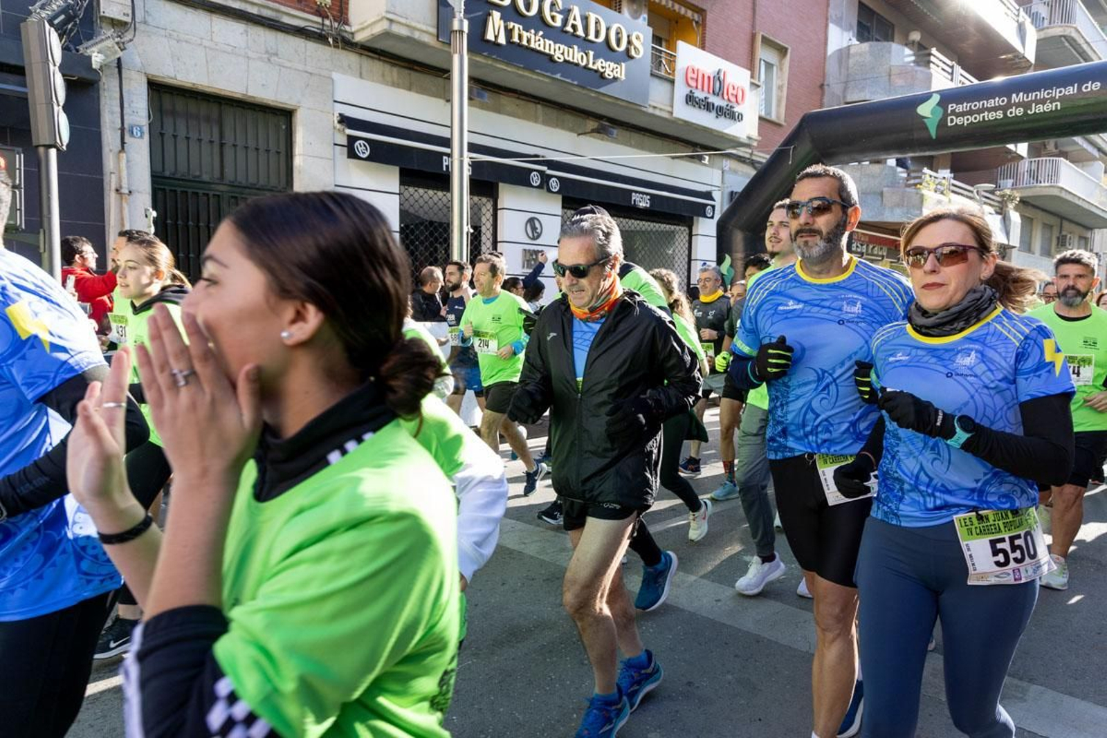 Deporte y solidaridad se unen en la IV Carrera Popular IES San Juan Bosco, en imágenes