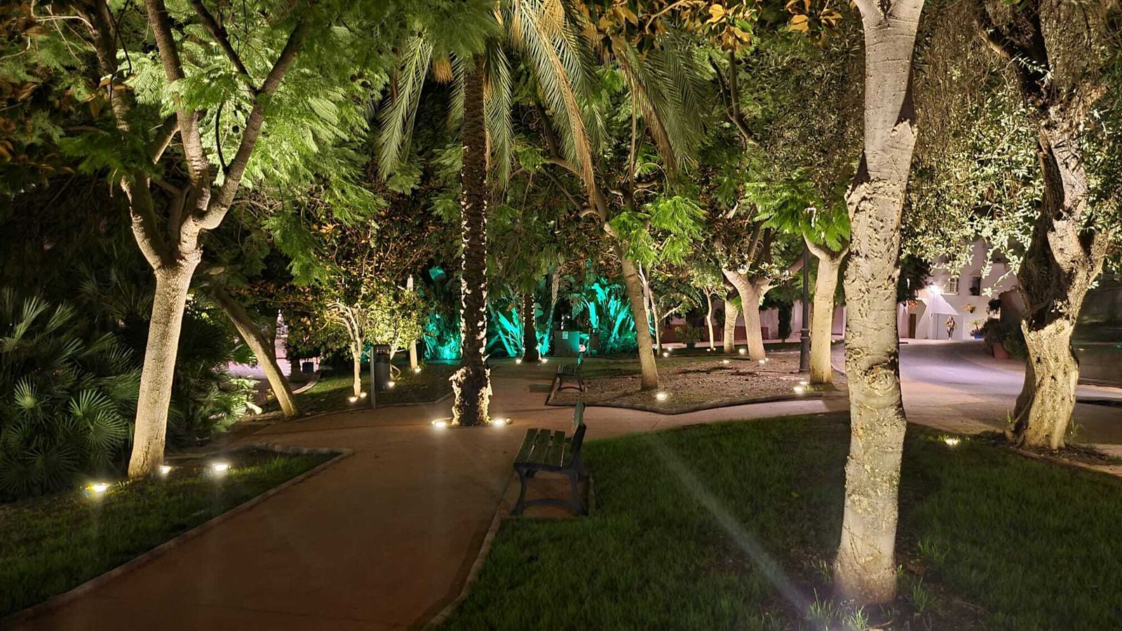 Vista de la Plaza 2 de mayo, en Estepona.