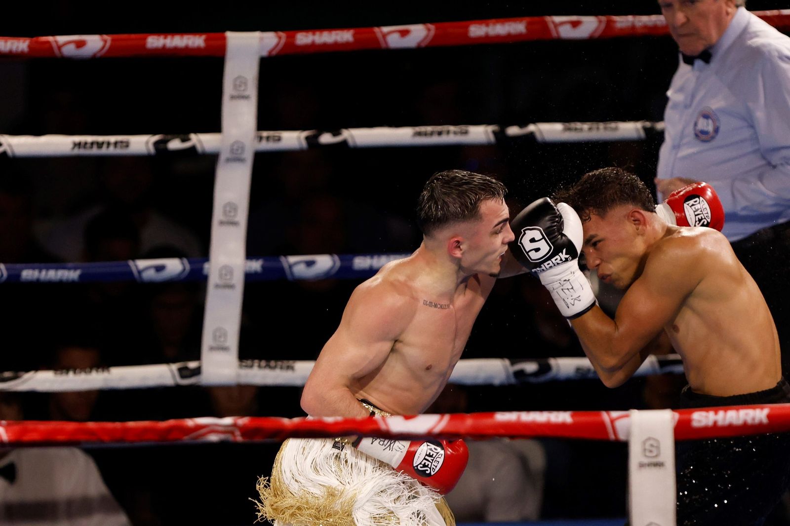 Las mejores fotos del debut profesional de Rafa Lozano Jr. ante Kervin Romero