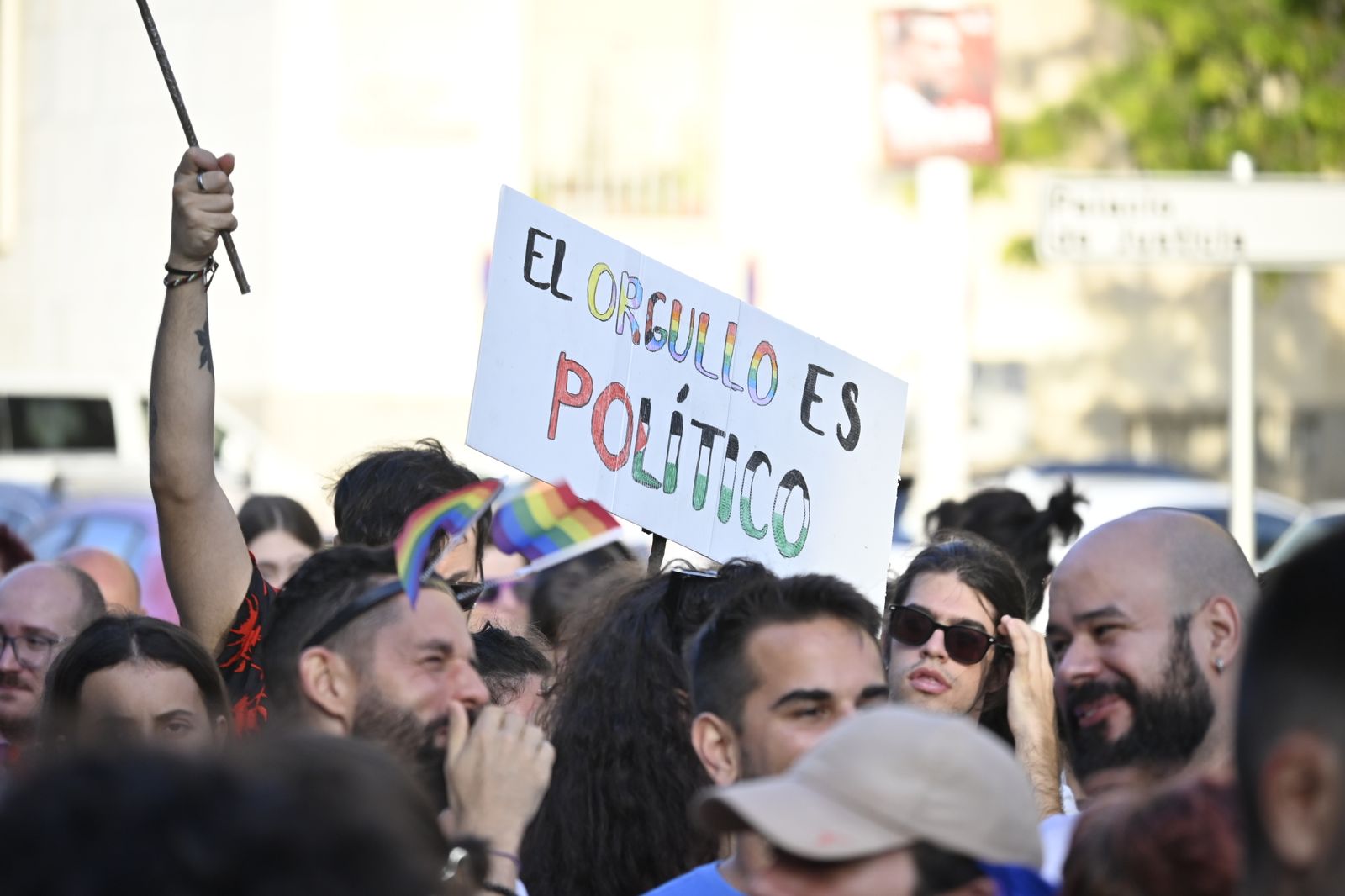 Las mejores imágenes de la manifestacióndel del Orgullo LGTBI en Huelva