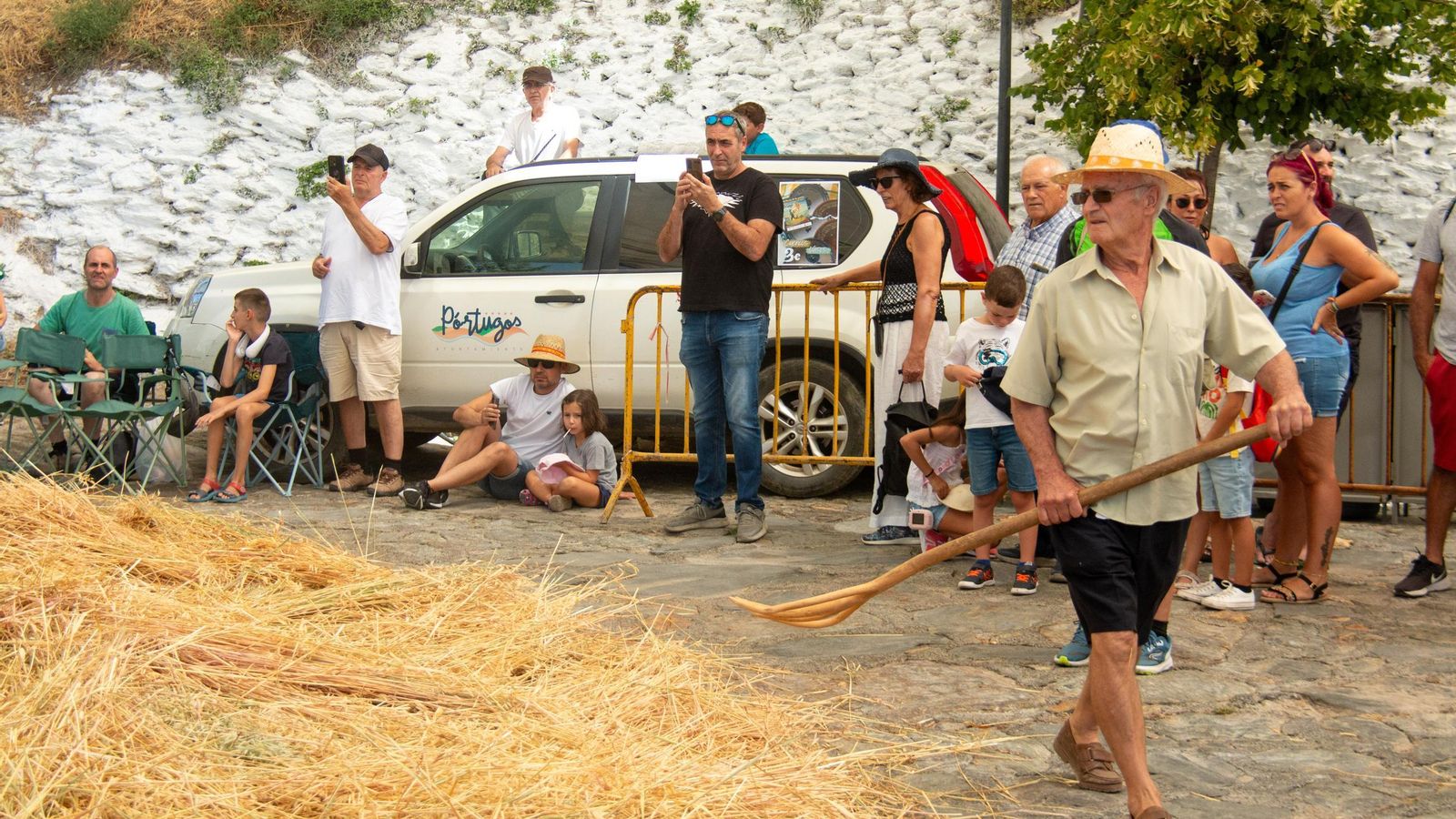 La recreación crea gran expectación entre vecinos y visitantes