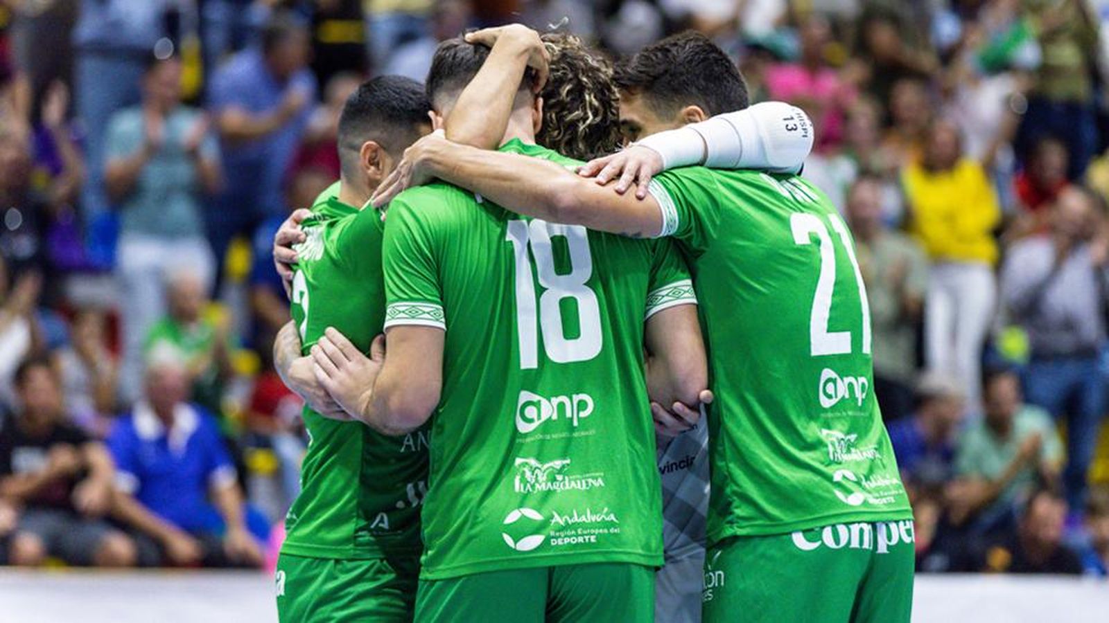 El BeSoccer celebra un gol.