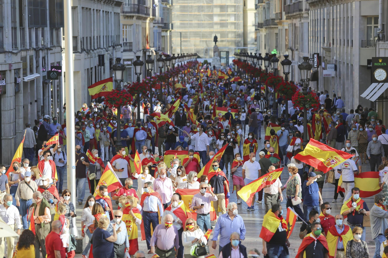 Las fotos de la cacerolada en Málaga contra el Gobierno por el coronavirus