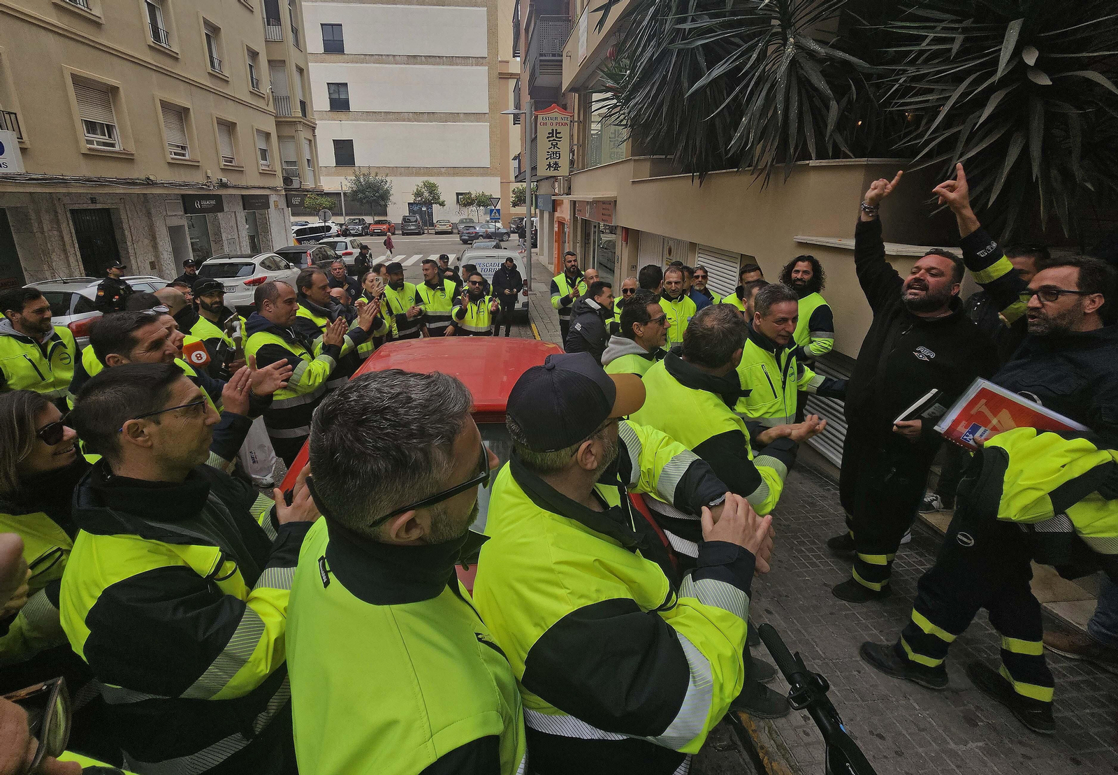 El Sercla de los delegados sindicales de ATA y Acerinox, en imágenes