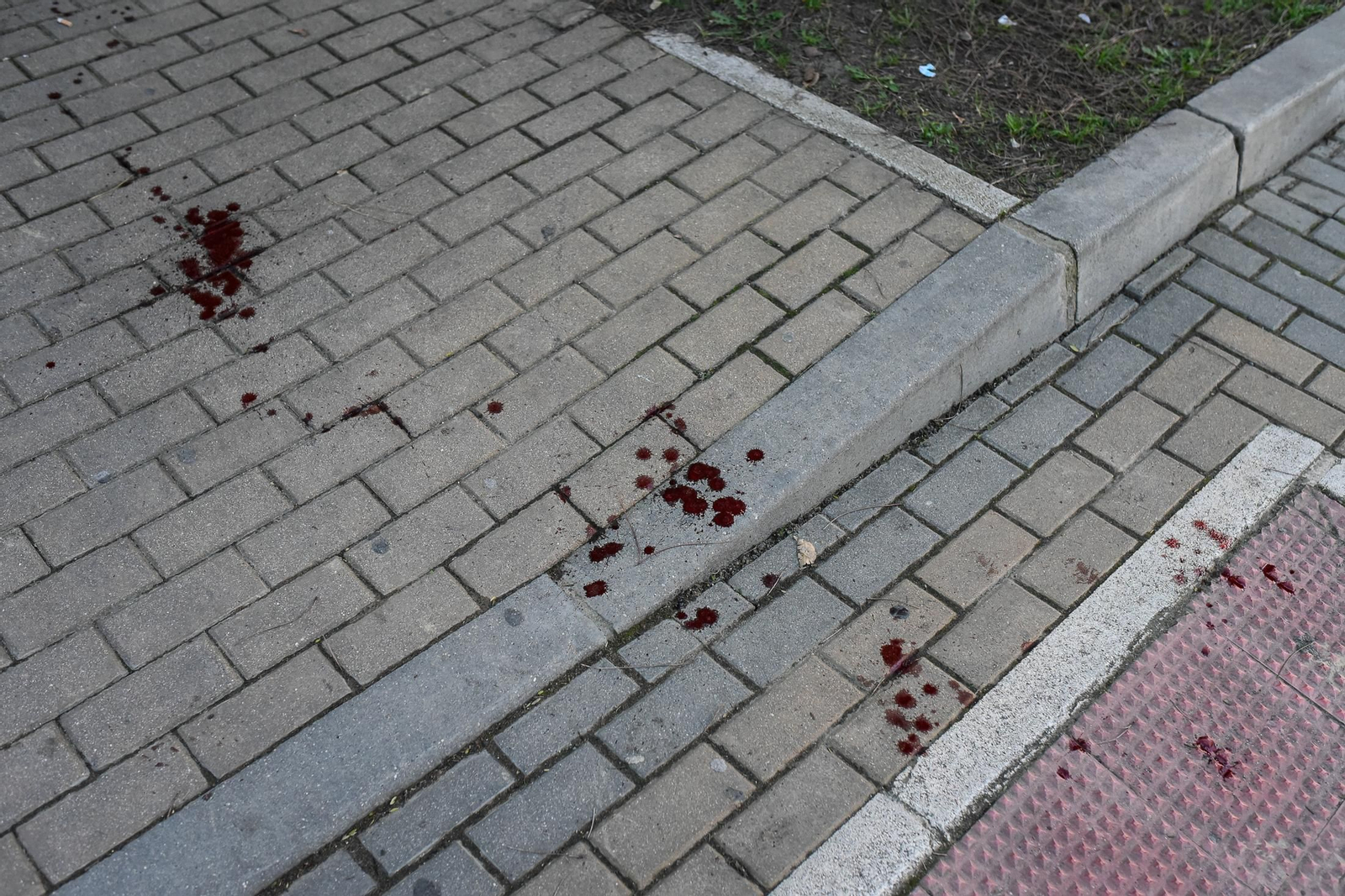 Imágenes del atropello a una mujer de 80 años en la Avenida de Andalucía