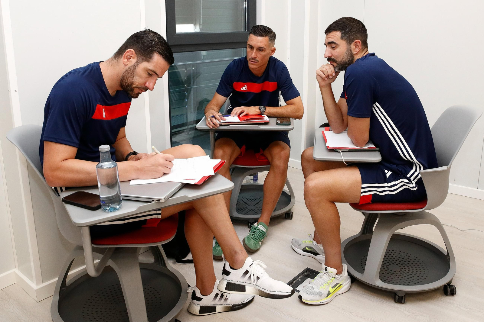 Algunos de los ex jugadores que participan en el curso.