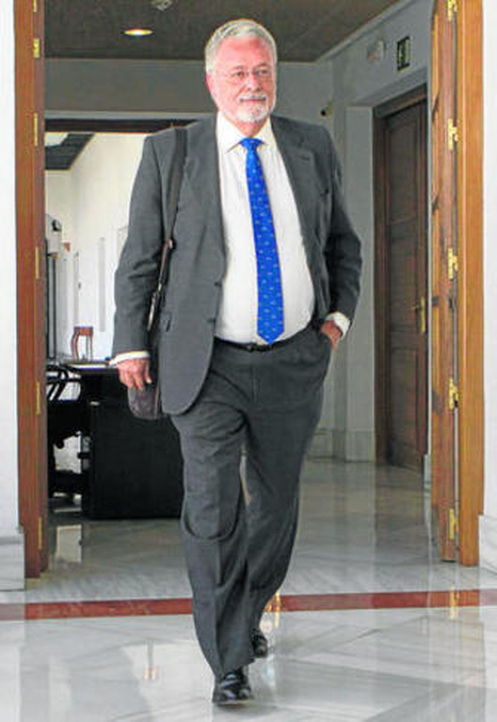 Jesús Maeztu, ayer en el Parlamento.