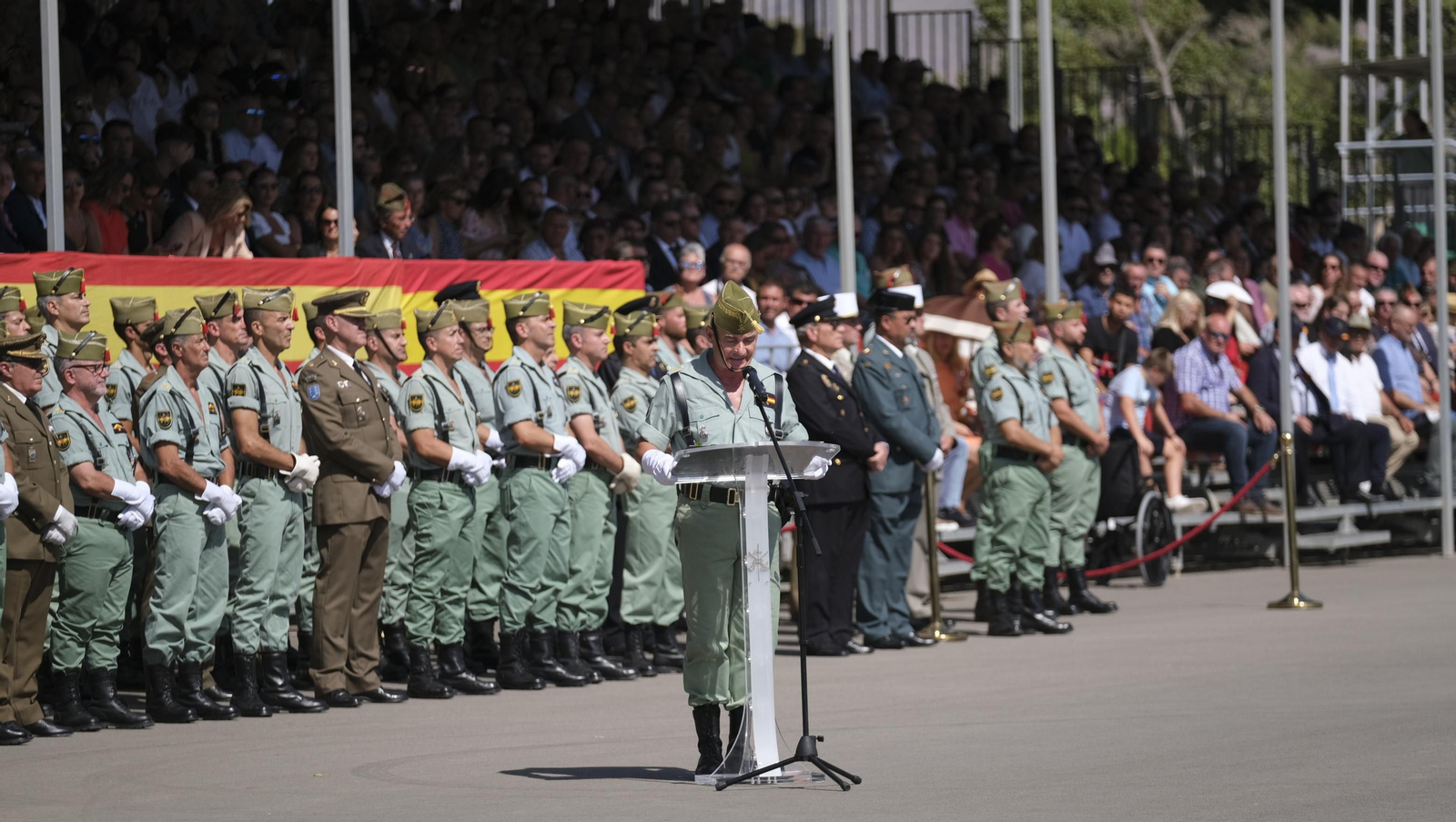 Imágenes del 102 aniversario de La Legión en Almería