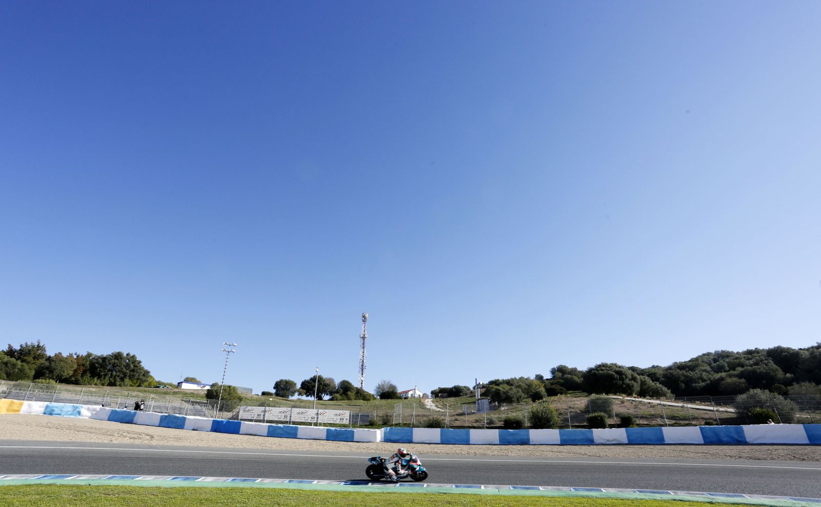 Entrenamientos de Moto2 y Moto3 en el Circuito de Jerez