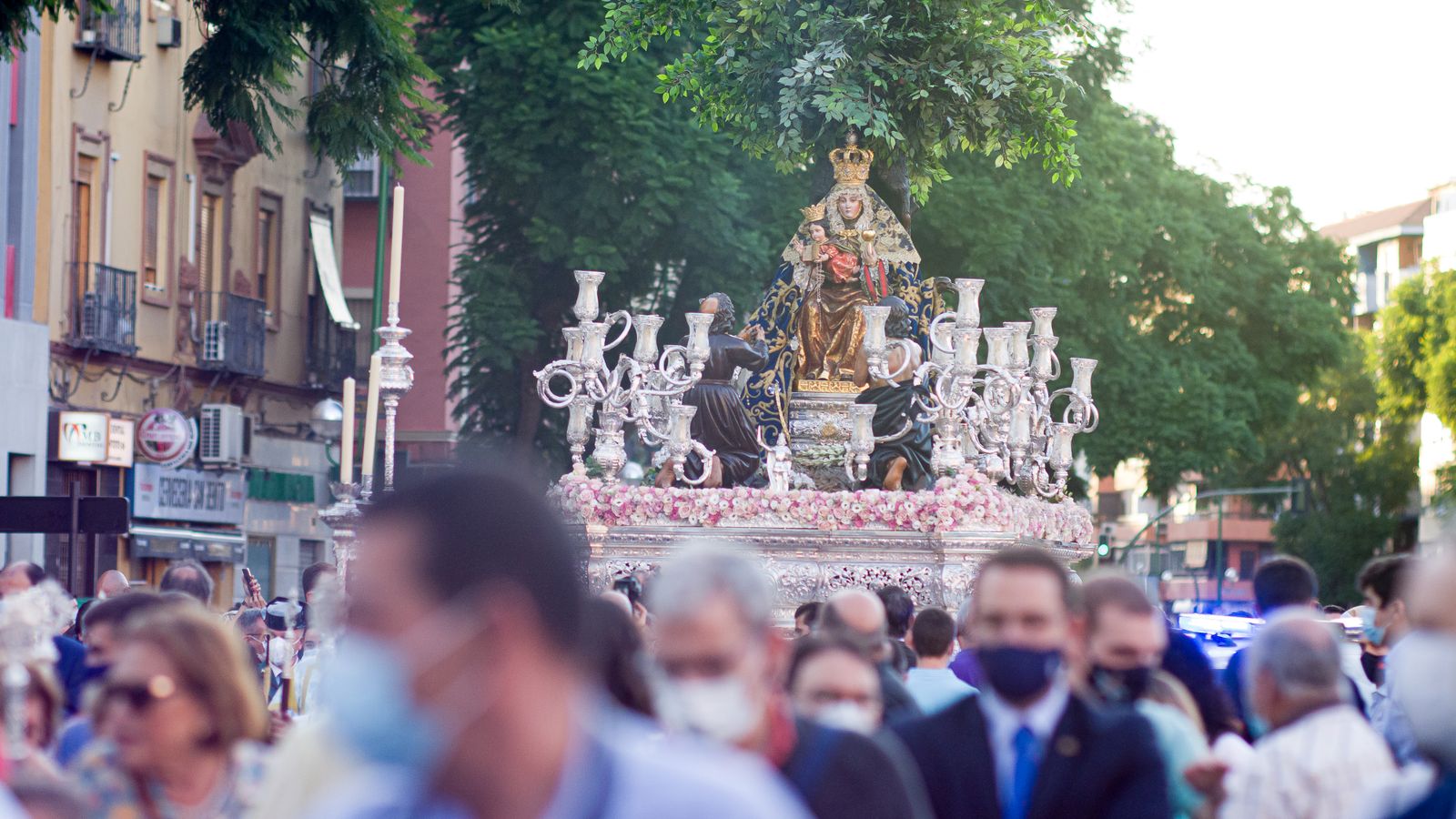 La procesión de la Virgen de Valvanera, en imágenes