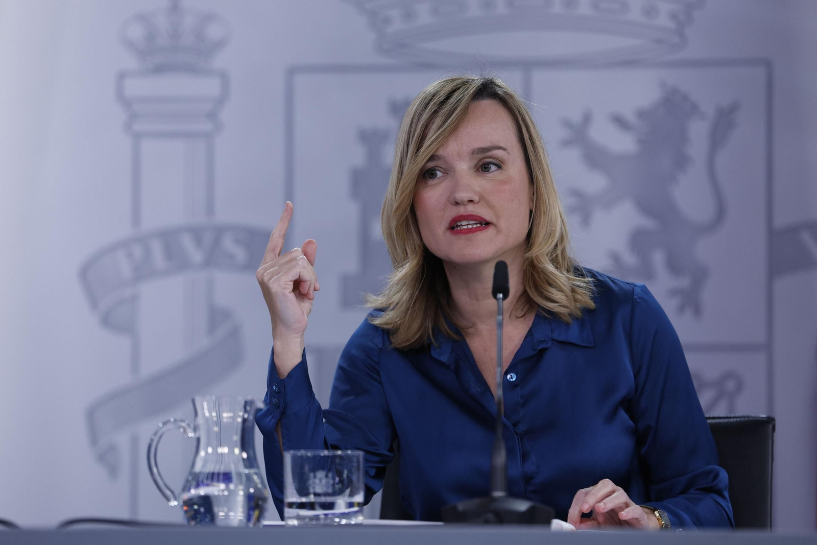 La portavoz del Gobierno, Pilar Alegría, califica de "vomitivas" las conductas descritas por trabajadoras sobre Salazar.