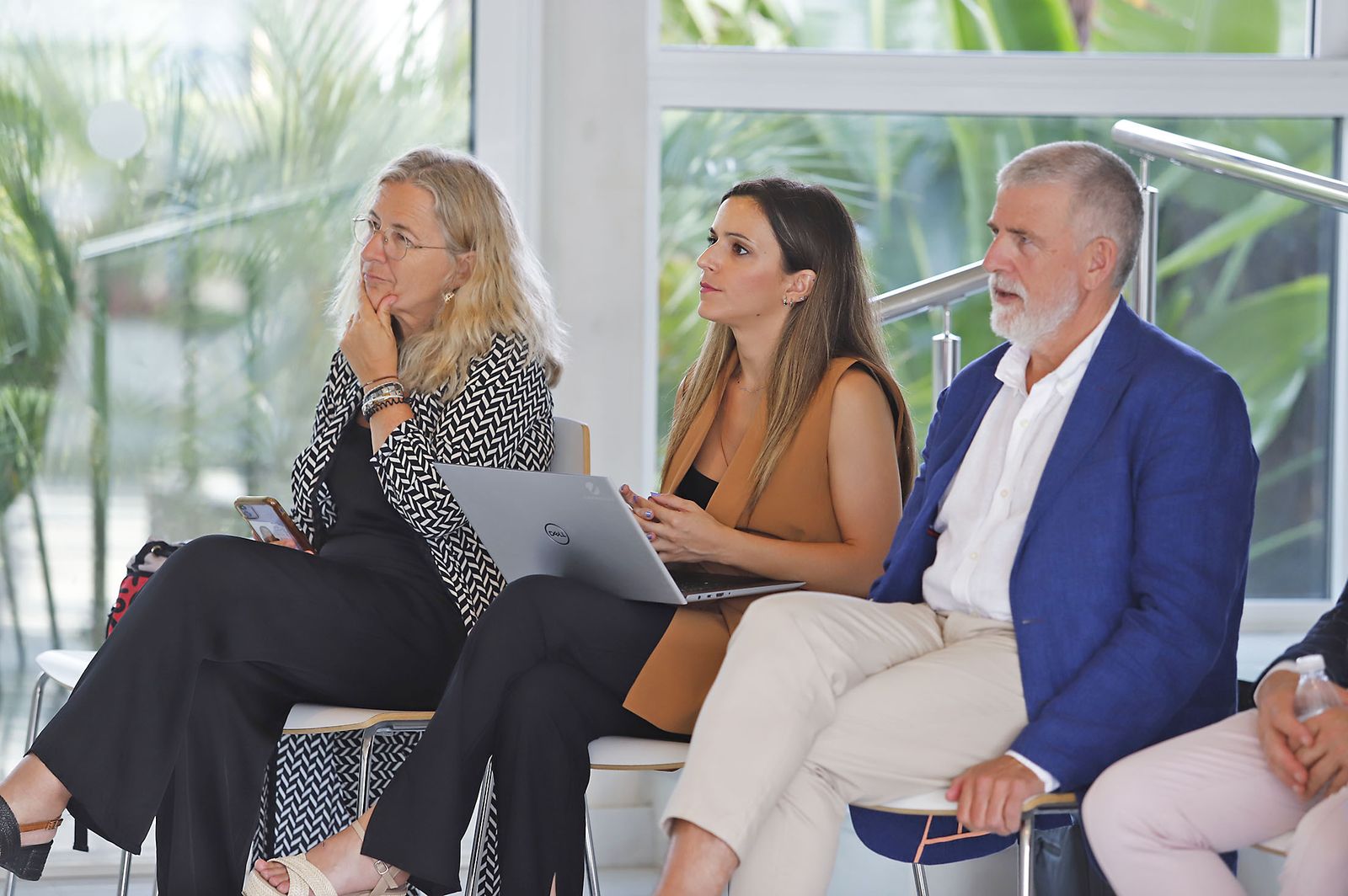 Imágenes del debate de "La Noche de los Frutos Rojos"